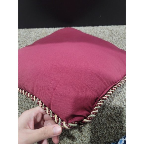 VINTAGE LAB PUPPIES DOG CHRISTMAS TAPESTRY PILLOW BY MIA LANE. PRESENTS 14" . - Picture 6 of 11